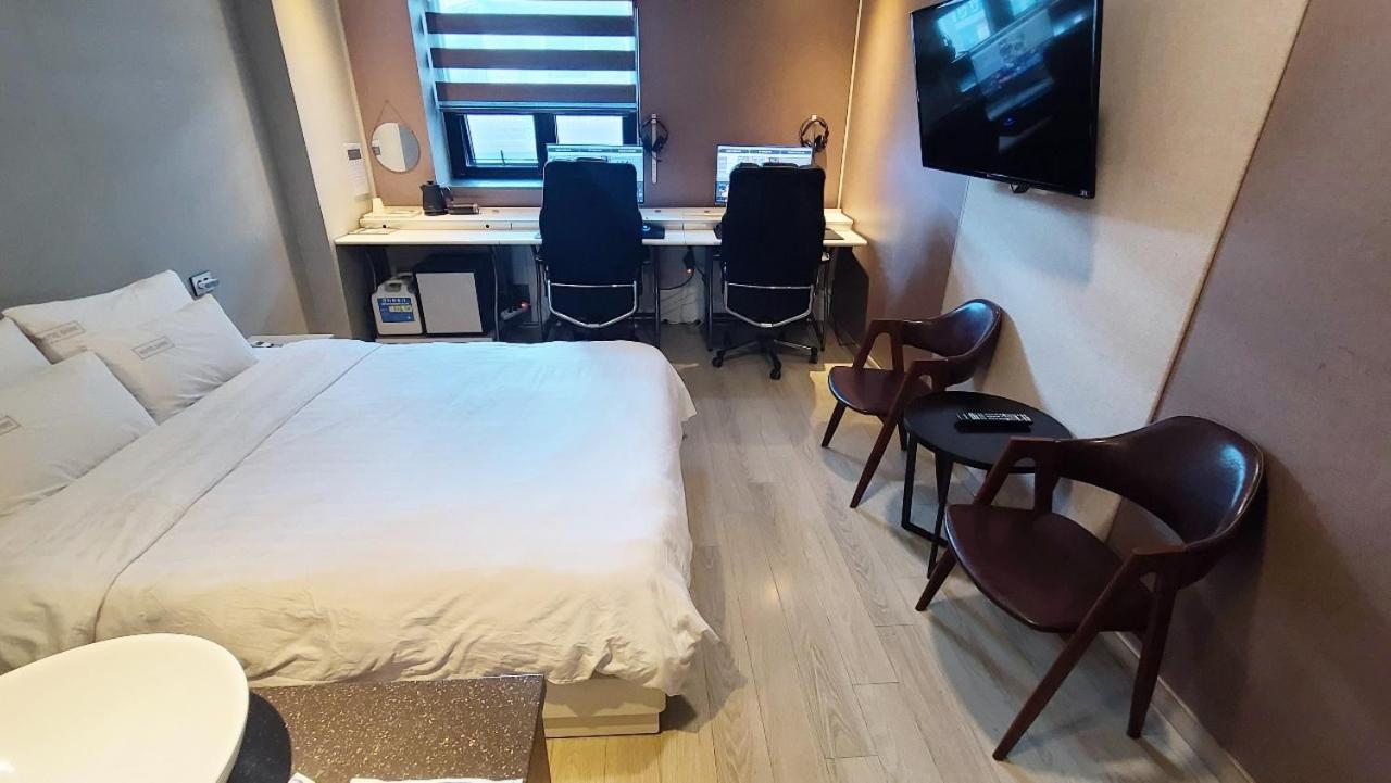 Seomyeon Ib Hotel Μπουσάν Εξωτερικό φωτογραφία