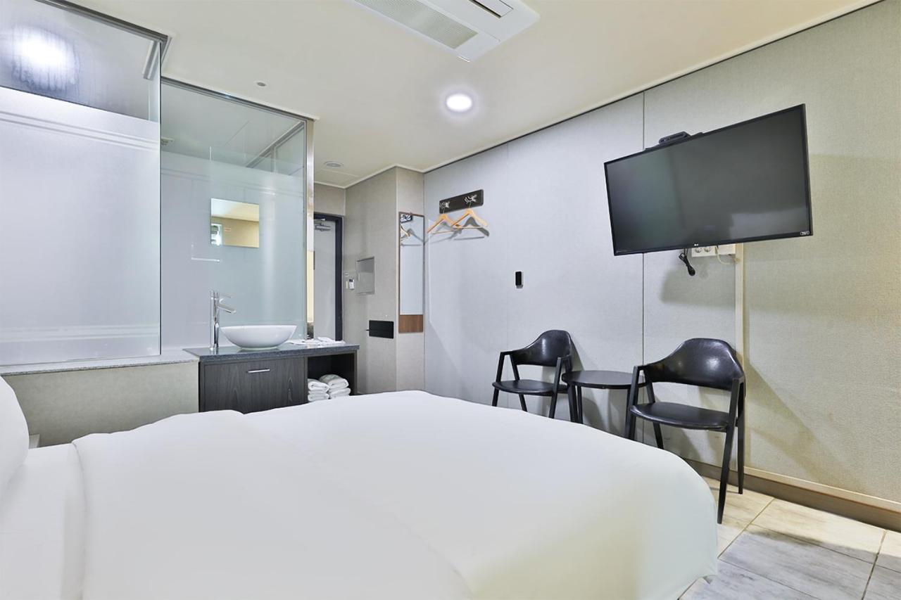Seomyeon Ib Hotel Μπουσάν Εξωτερικό φωτογραφία