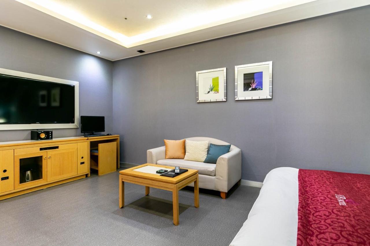 Seomyeon Ib Hotel Μπουσάν Εξωτερικό φωτογραφία
