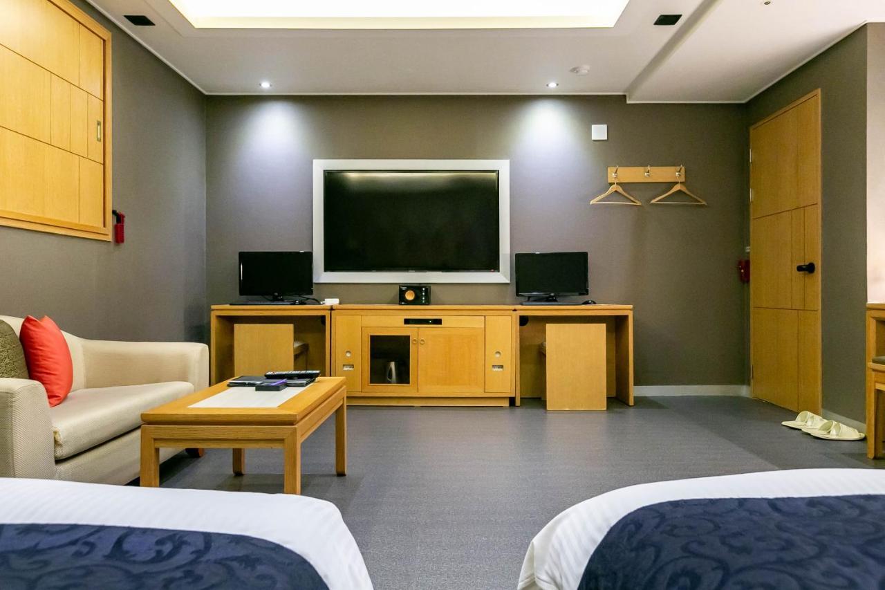 Seomyeon Ib Hotel Μπουσάν Εξωτερικό φωτογραφία